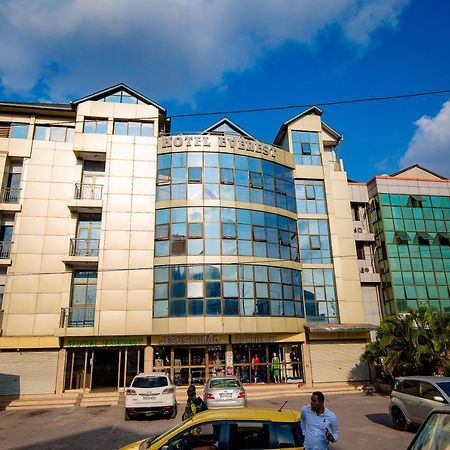 Hotel Everest Rd Congo Kinszasa Zewnętrze zdjęcie
